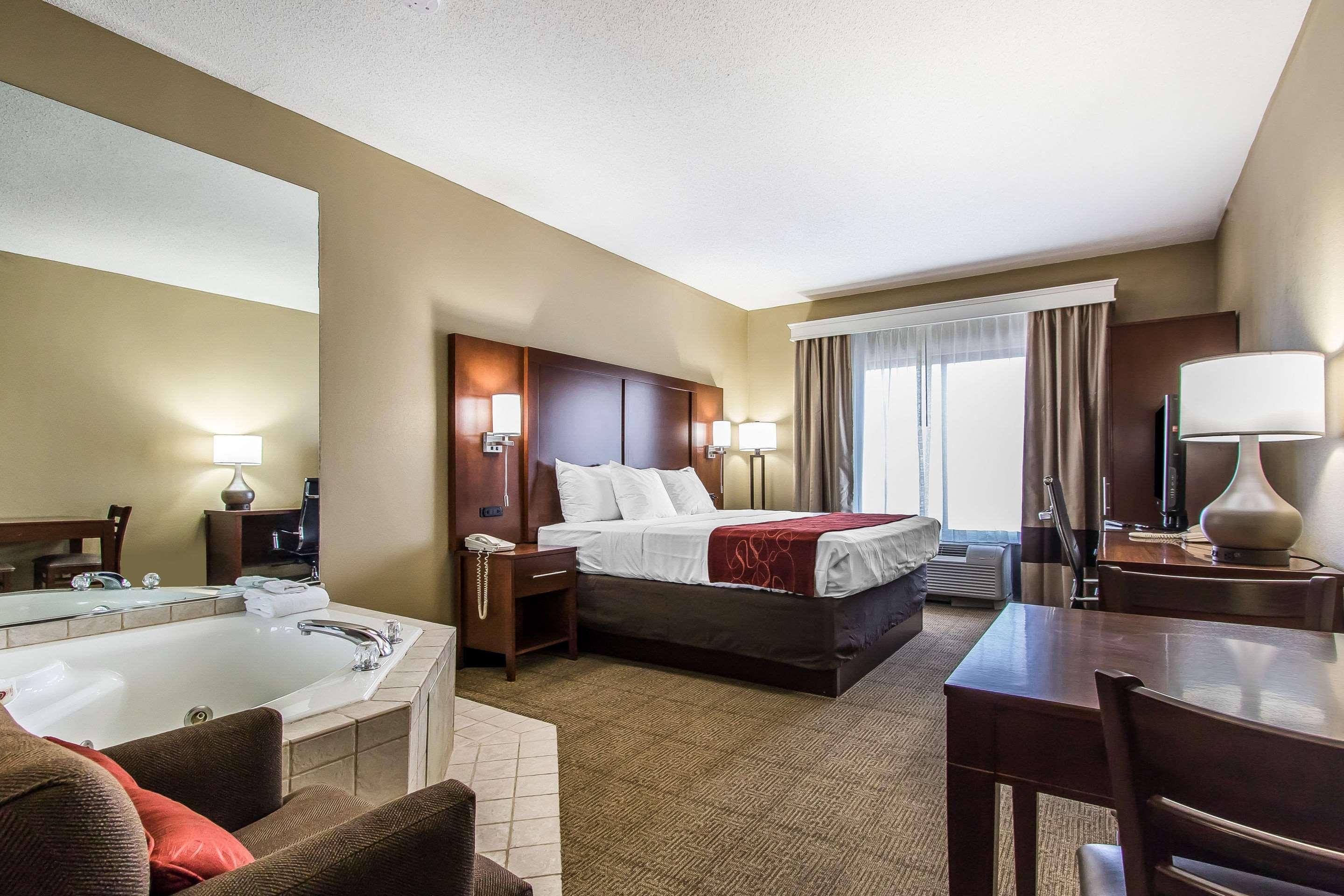 Comfort Suites Effingham Bagian luar foto