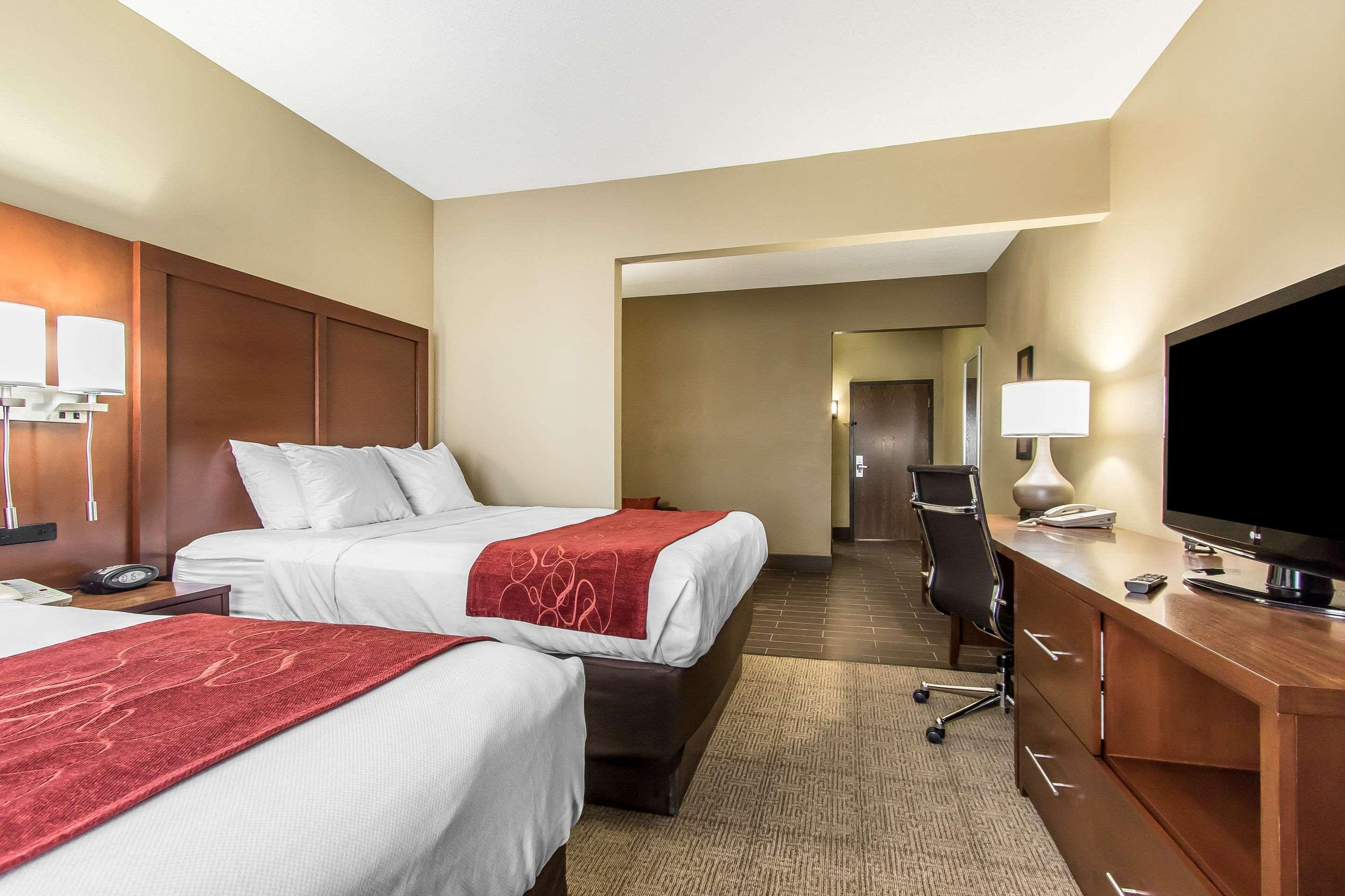Comfort Suites Effingham Bagian luar foto