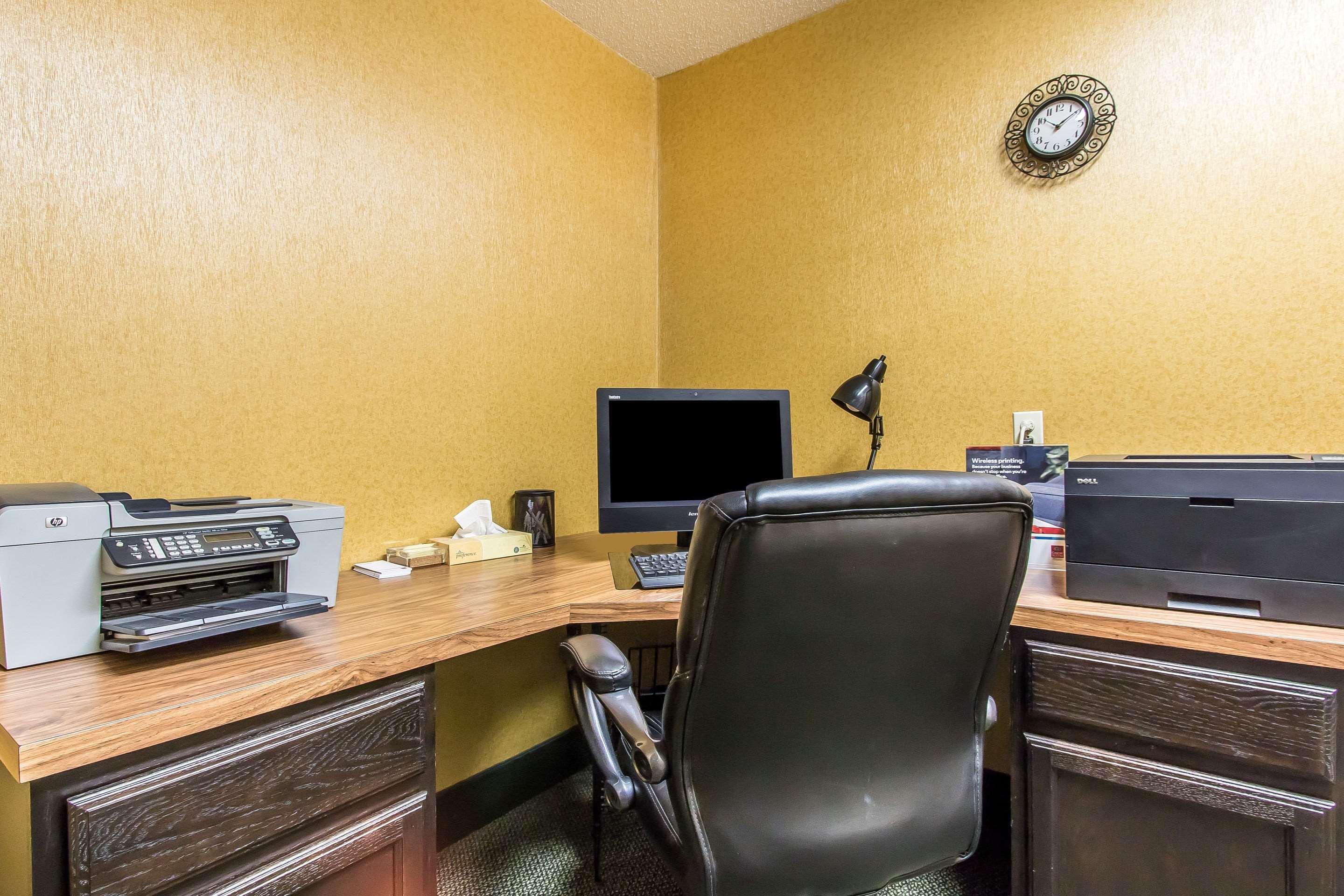 Comfort Suites Effingham Bagian luar foto